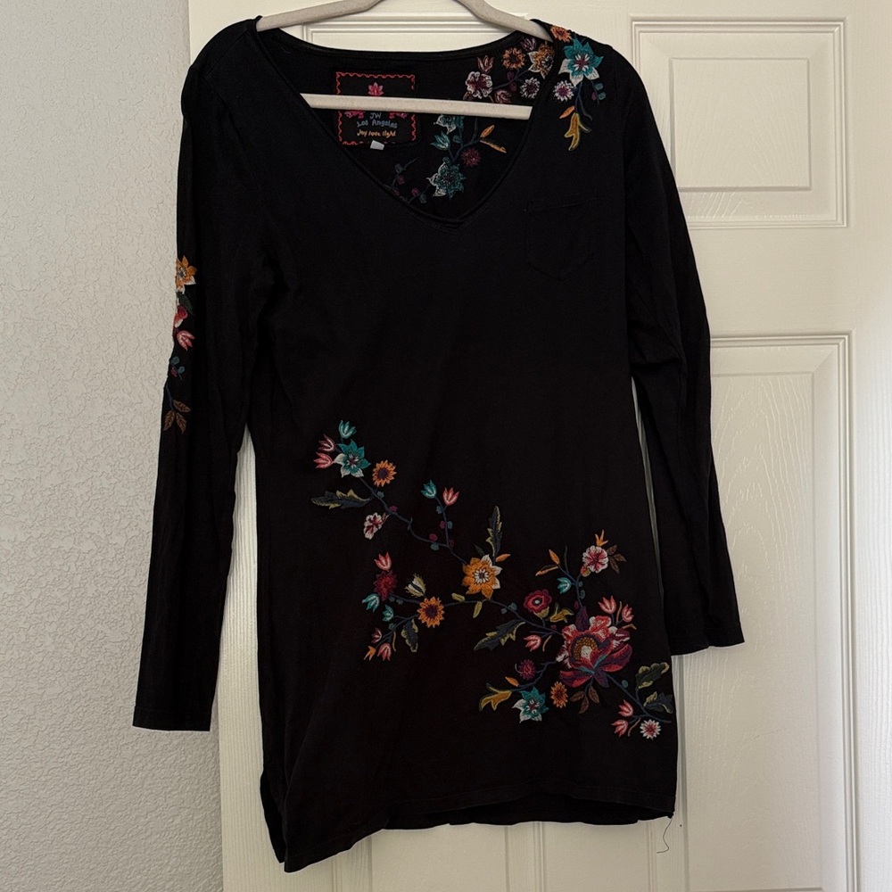 Johnny Was Black Floral Embroidered Tunic